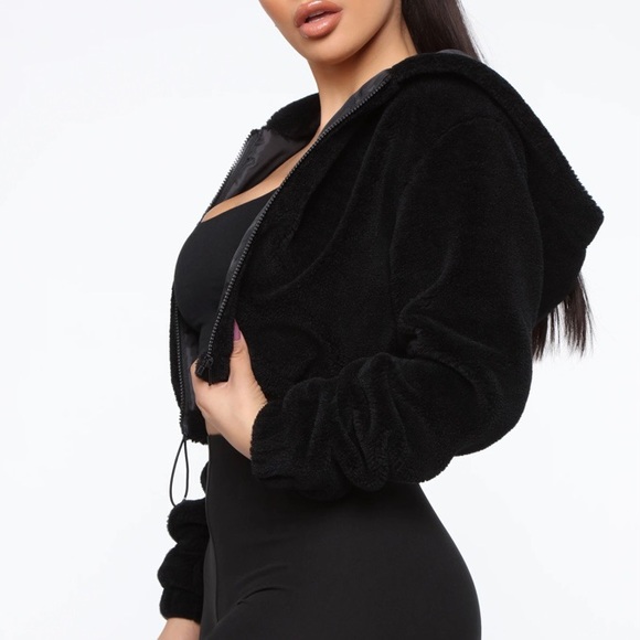 FASHION NOVA Don't Dream It's Over Black Fuzzy Cropped Jacket Size M - Picture 3 of 14